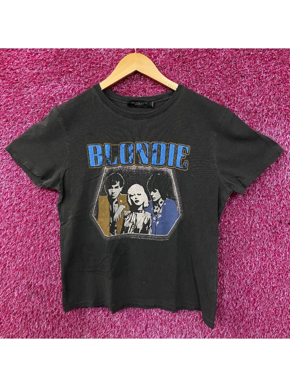 Blondie Mineral Wash T-shirt size Small